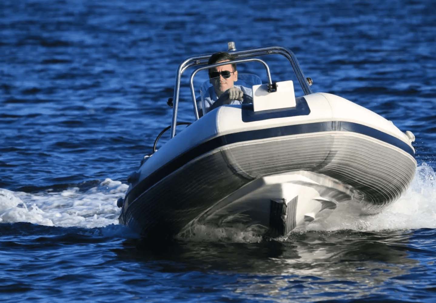 Купить Лодка РИБ STORMLINE LUXE 450 в Новосибирске