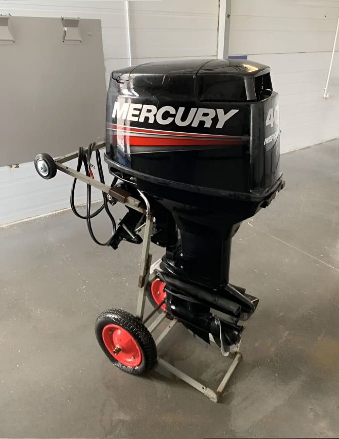 Купить 2х-тактный лодочный мотор MERCURY 40 EO 697CC Б/У в Набережных Челнах