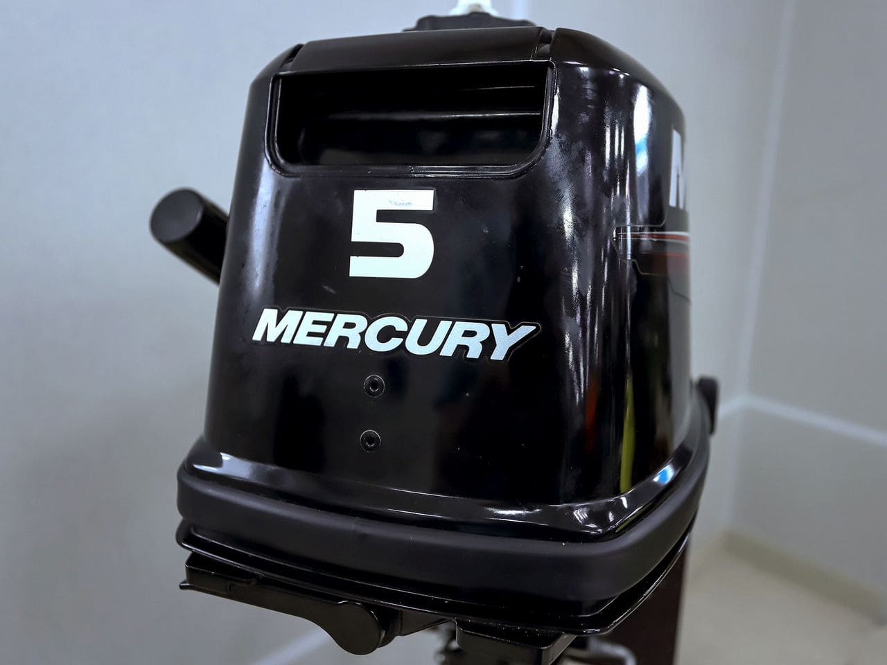 Купить 2х-тактный лодочный мотор MERCURY ME 5 MH Б/У в Набережных Челнах