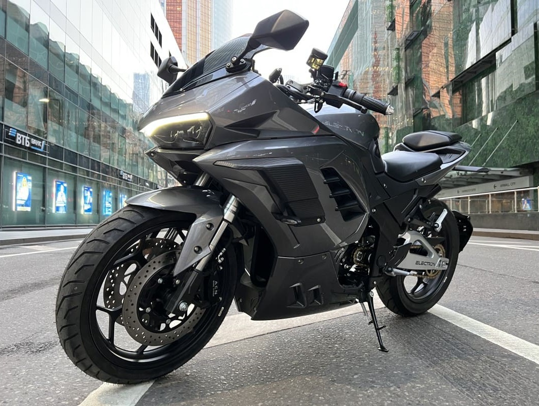 Как выбрать электромотоцикл взрослому новичку?