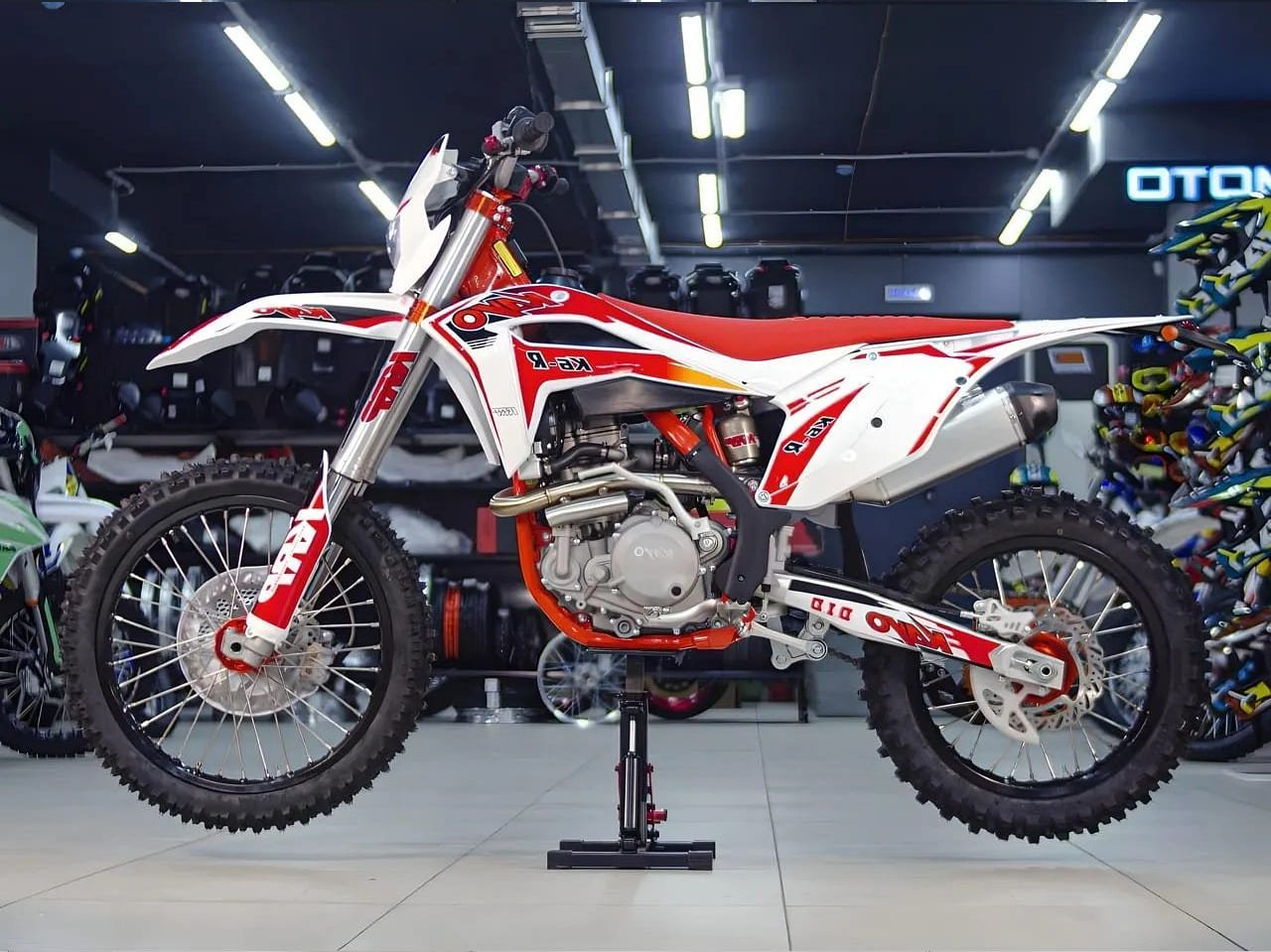 Купить Мотоцикл кроссовый эндуро KAYO K6-R 250 (NC250SR) FCR 21/18 Б/У в Калуге