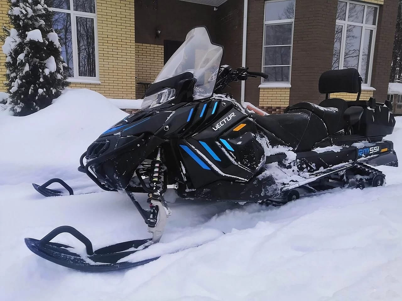 Купить Снегоход РУССКАЯ МЕХАНИКА VECTOR 551 Б/У в Донецке